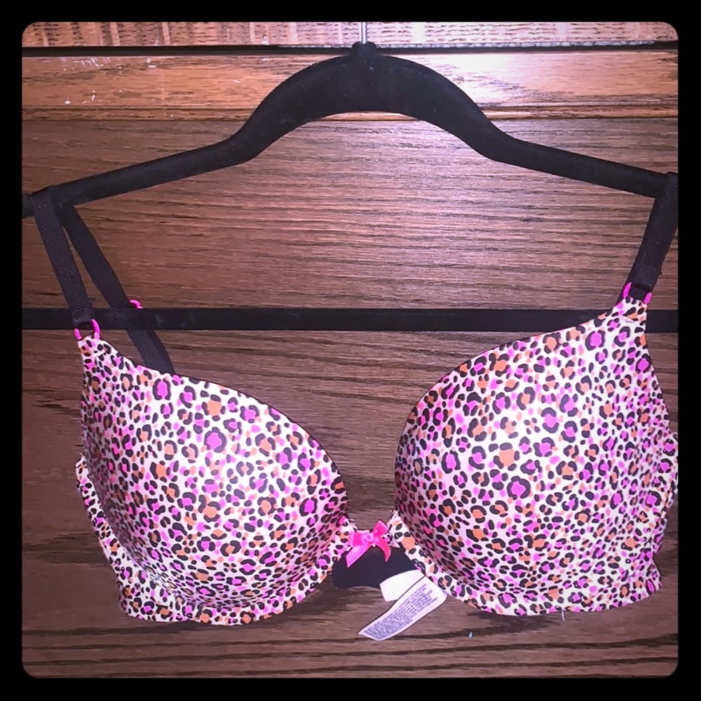 Victoria’s Secret Multi-way Push-up Bra